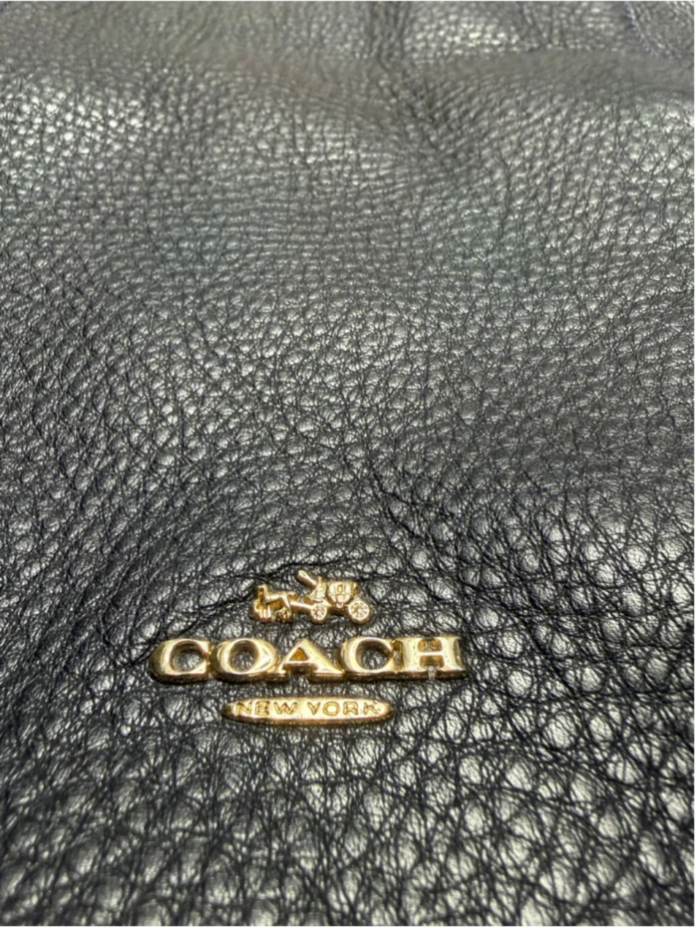 Gorgeous coach navy blue leather shoulder bag with removable Crossbody strap ￼